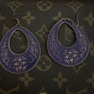 3 for $5 - Purple metal earrings from forever 21